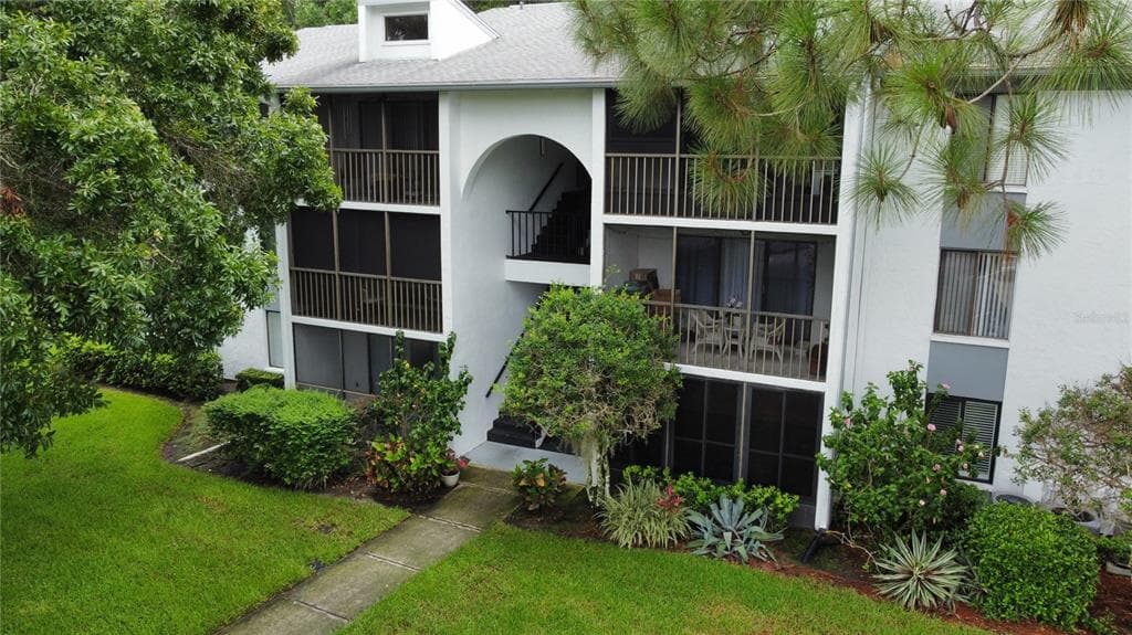 1344 PINE RIDGE CIRCLE E UNIT A1 TARPON SPRINGS, FL 34688