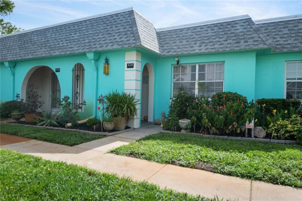 4214 PRINCE PLACE NEW PORT RICHEY, FL 34652