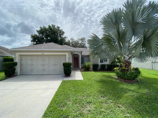 4420 TINA LANE PLANT CITY, FL 33563