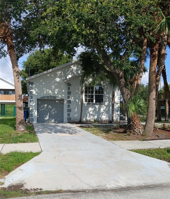6601 S JUANITA STREET TAMPA, FL 33616