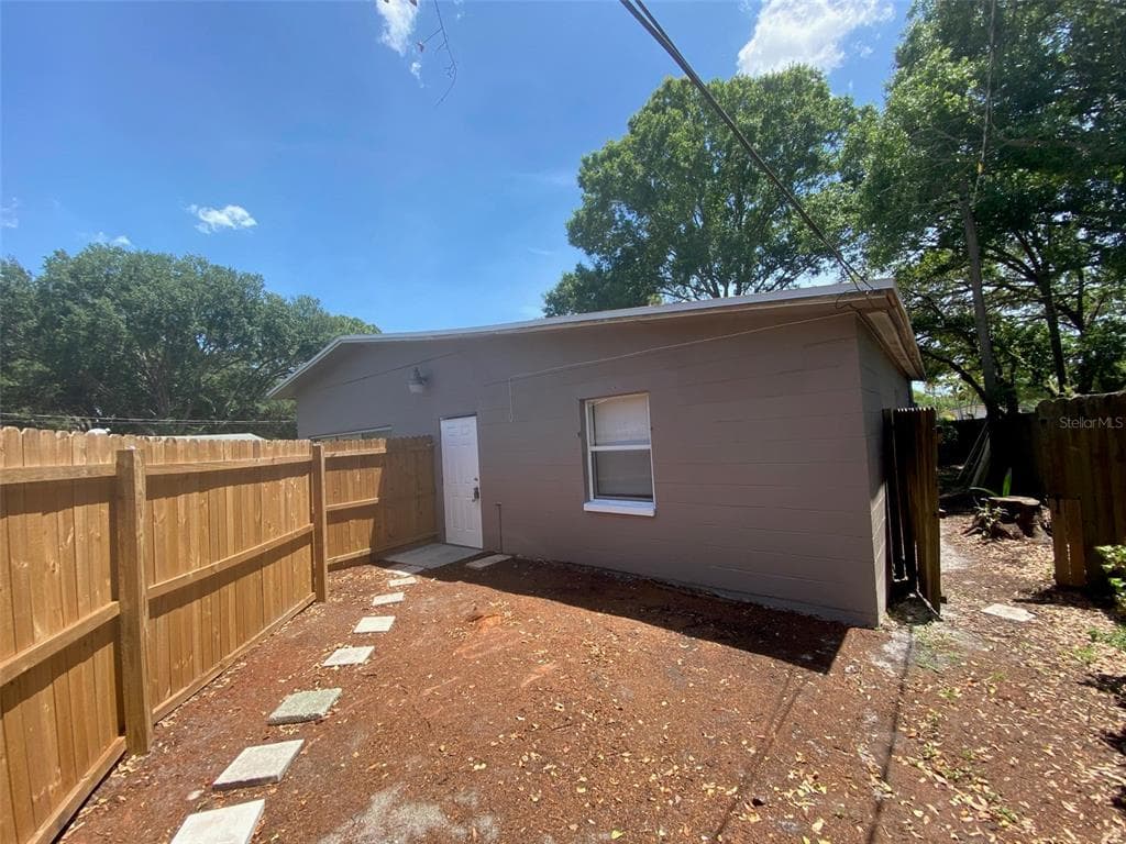 5551 KELLY DRIVE N UNIT 1/2 ST PETERSBURG, FL 33703
