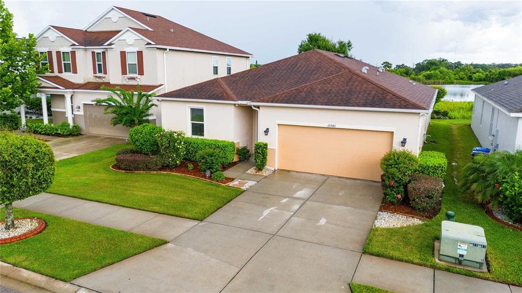 10542 MEDFORD LAKE DRIVE RIVERVIEW, FL 33578