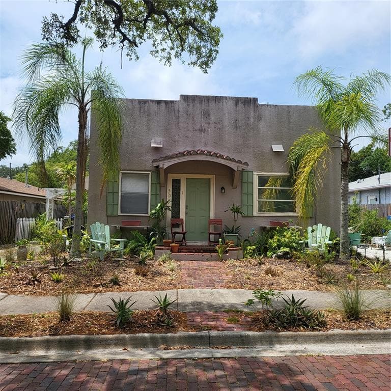 305 WOODROW AVENUE UNIT 1 LARGO, FL 33770