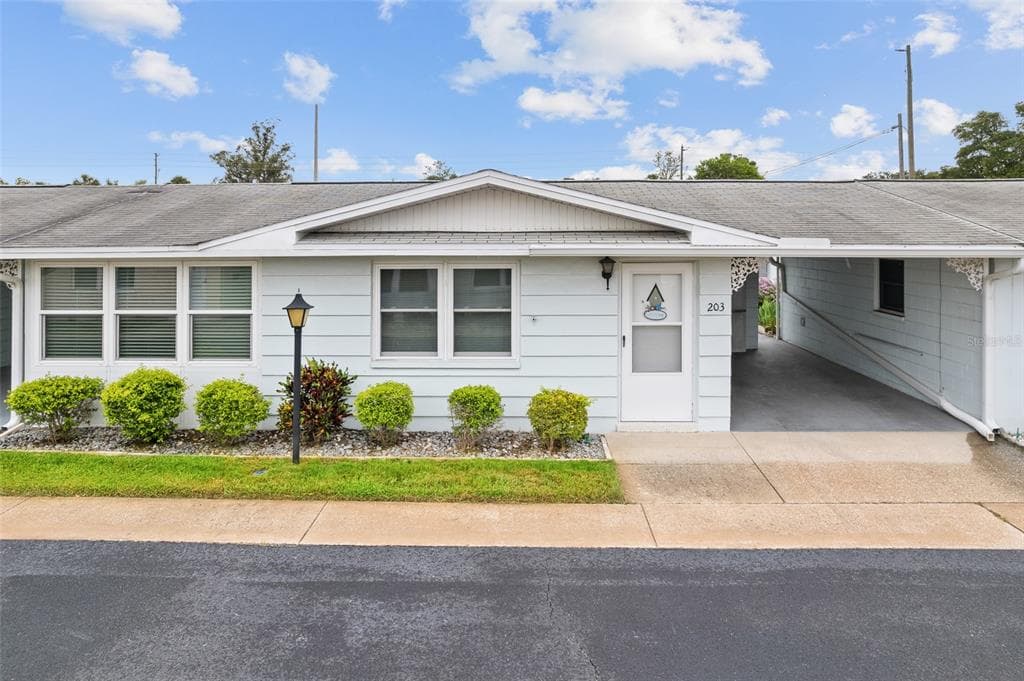 12400 PARK BOULEVARD UNIT 203 SEMINOLE, FL 33772