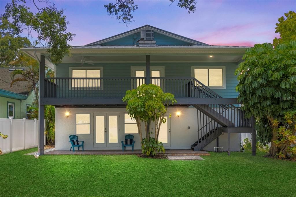 720 32ND AVENUE N ST PETERSBURG, FL 33704