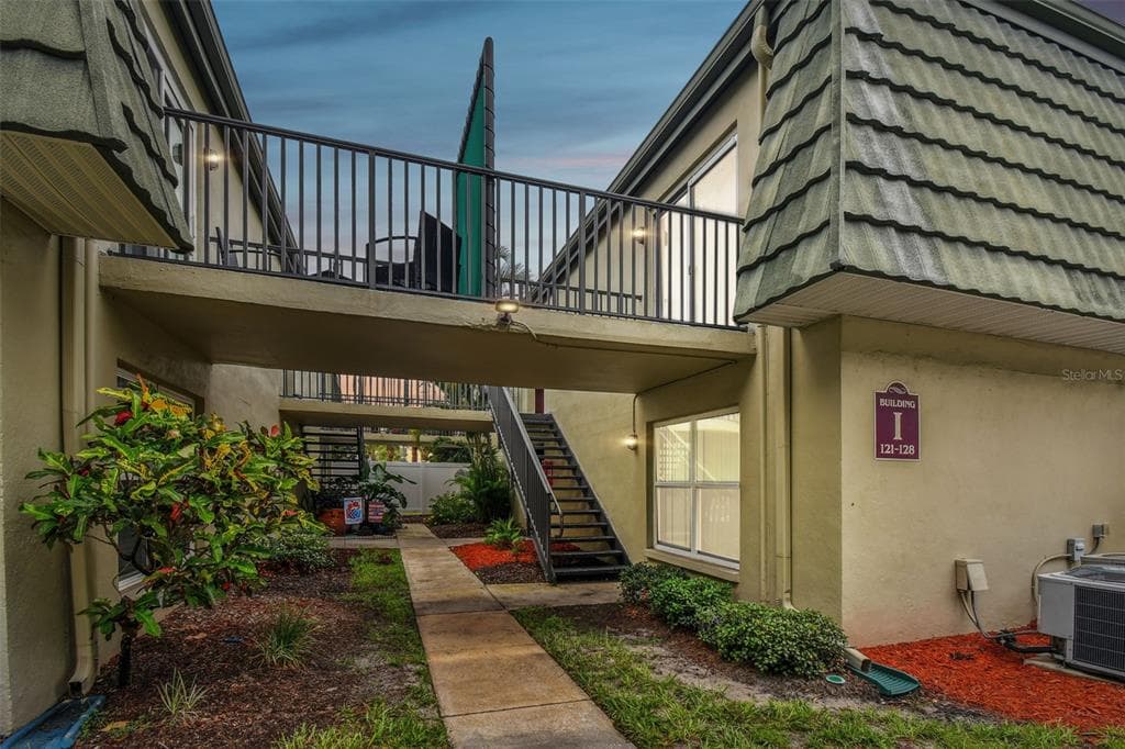 1799 N HIGHLAND AVENUE UNIT 126 CLEARWATER, FL 33755