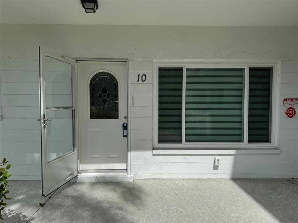 2430 BRAZILIA DRIVE UNIT 10 CLEARWATER, FL 33763