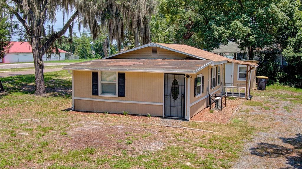 9249 RIDGE BOULEVARD JACKSONVILLE, FL 32208