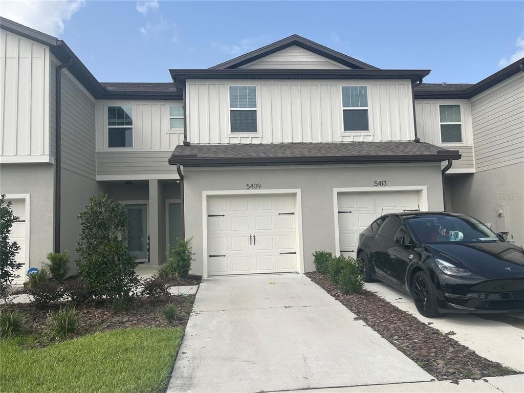 5409 ELMVIEW CROSSING WESLEY CHAPEL, FL 33543