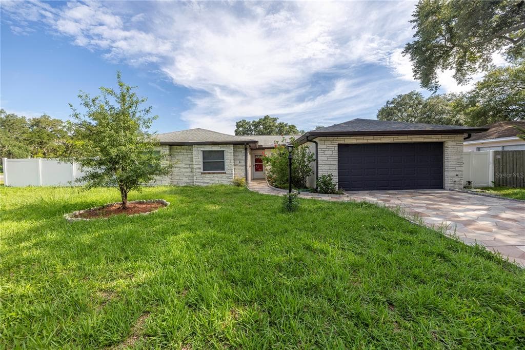 634 HUNTINGTON STREET BRANDON, FL 33511