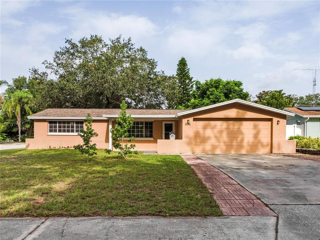5145 NORFOLK COURT NEW PORT RICHEY, FL 34653