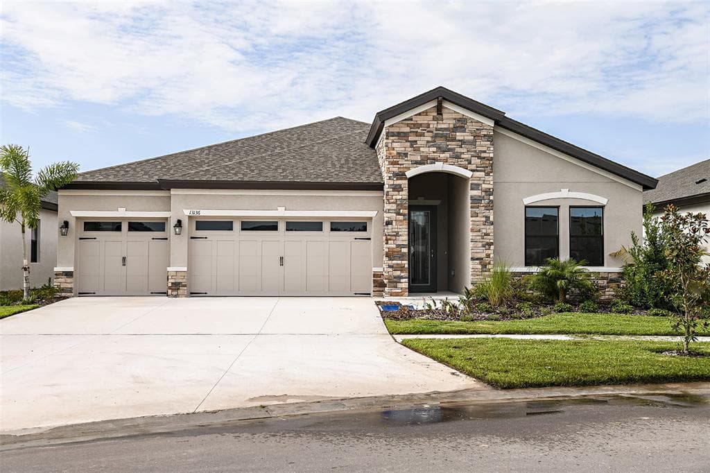 13136 WELLSPRING DRIVE LITHIA, FL 33547