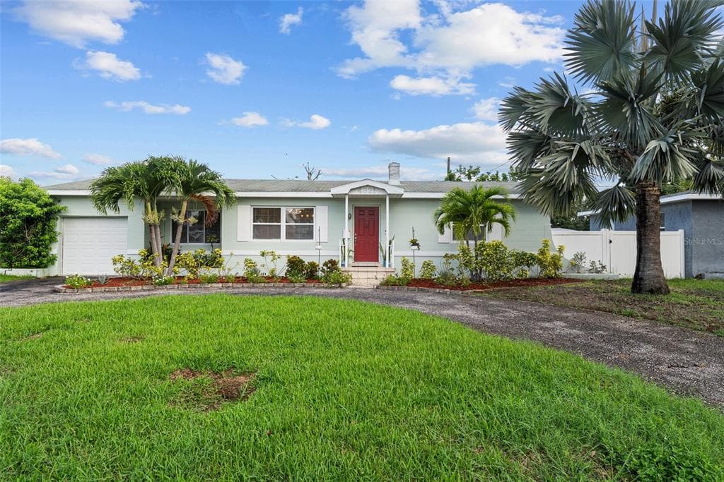 4321 25TH AVENUE N ST PETERSBURG, FL 33713