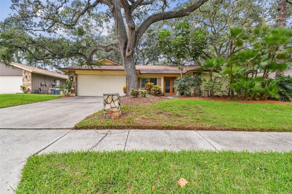 5 FERNERY LANE SAFETY HARBOR, FL 34695
