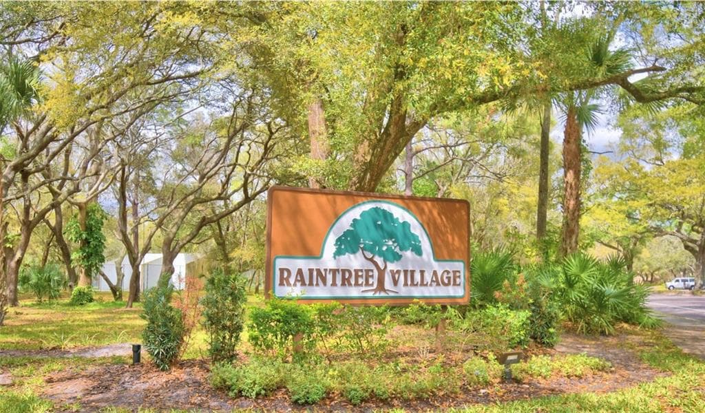 11941 SKYLAKE PLACE UNIT 11941 TEMPLE TERRACE, FL 33617