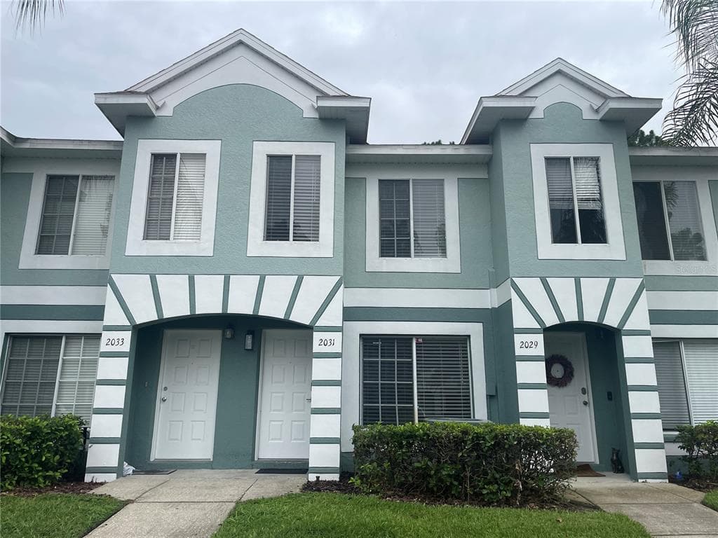 2031 FLUORSHIRE DR BRANDON, FL 33511