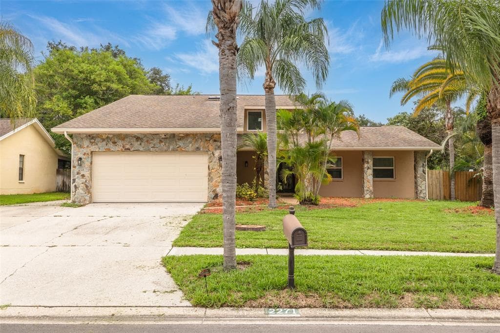 2271 ADAM COURT PALM HARBOR, FL 34683