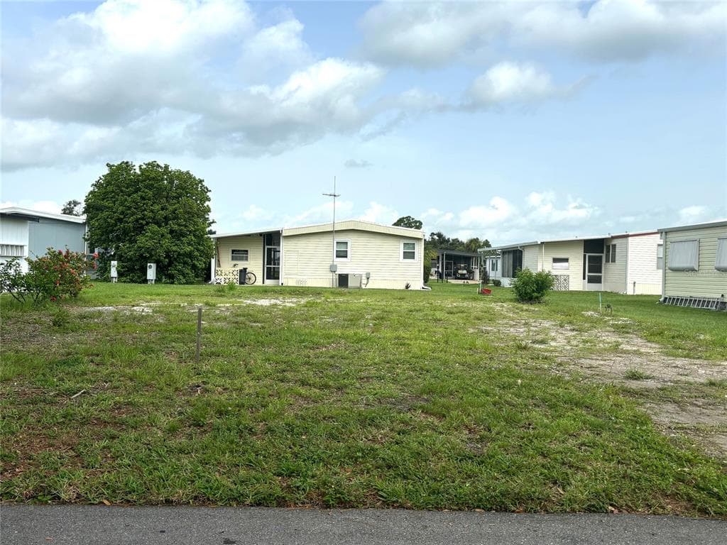 236 EL PRADO NORTH PORT, FL 34287