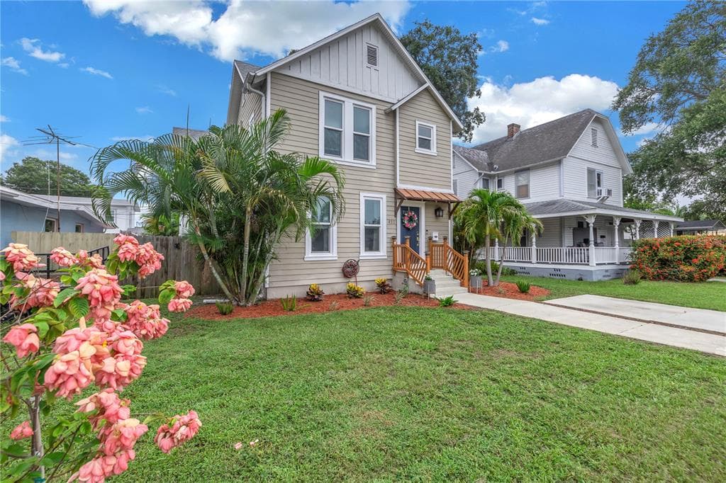 451 35TH AVENUE N ST PETERSBURG, FL 33704