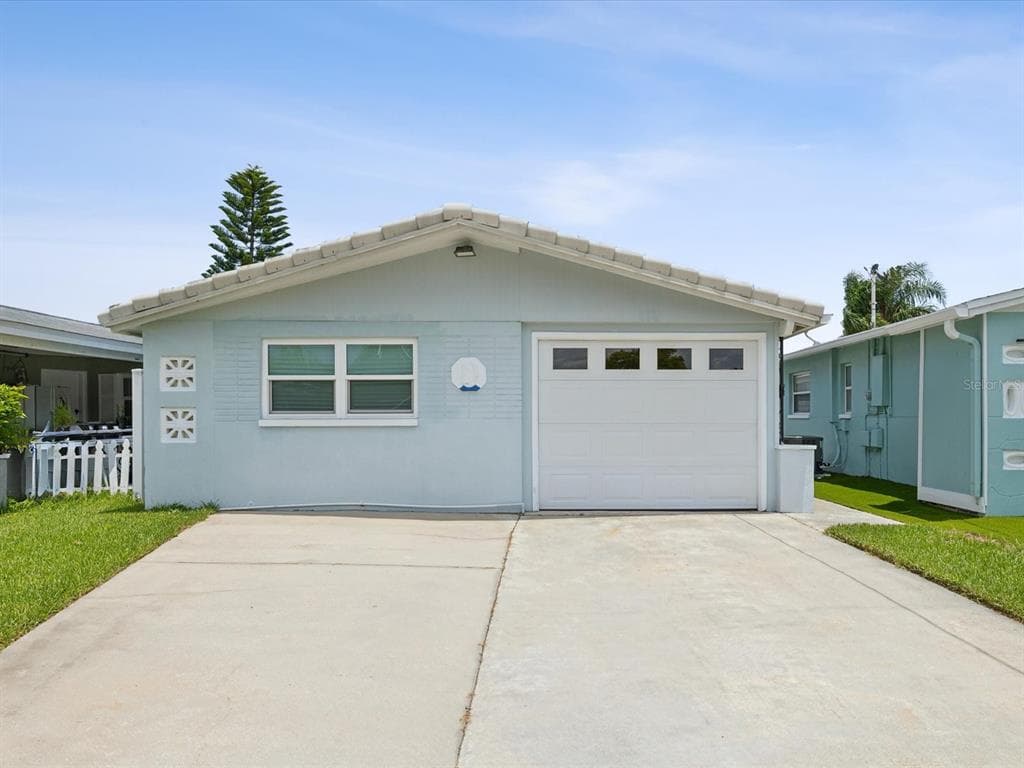 4821 FLORAMAR TERRACE NEW PORT RICHEY, FL 34652
