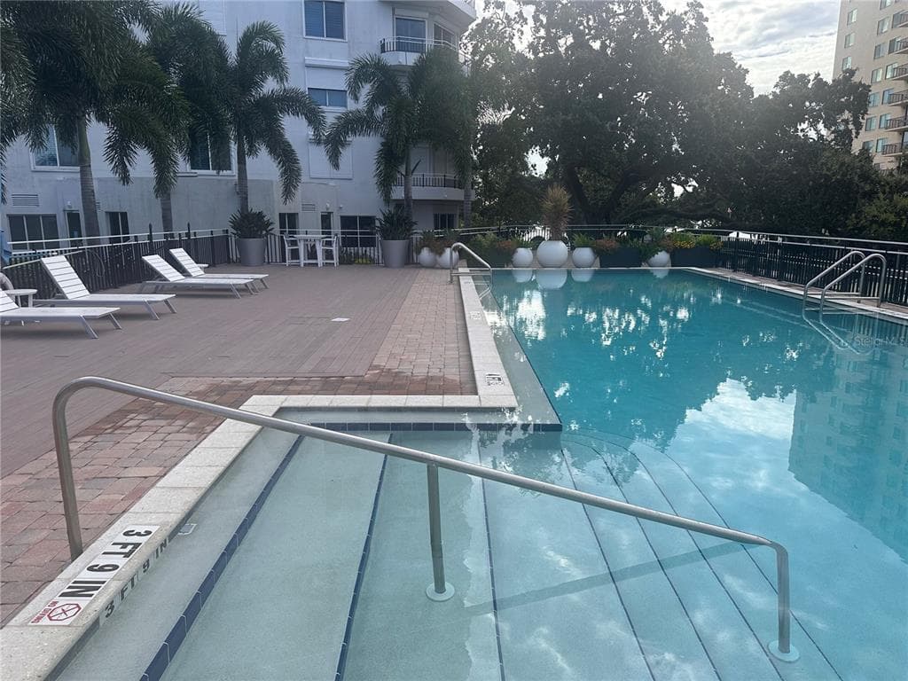 3435 S BAYSHORE BOULEVARD E UNIT 400