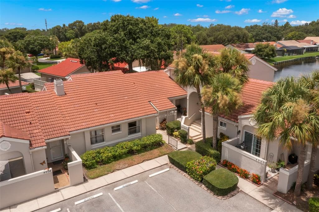 4908 MILANO COURT NE ST PETERSBURG, FL 33703