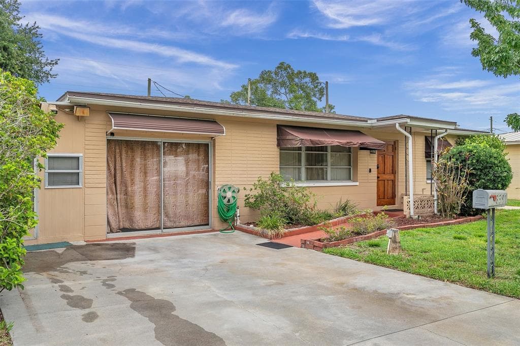 8391 54TH STREET N PINELLAS PARK, FL 33781