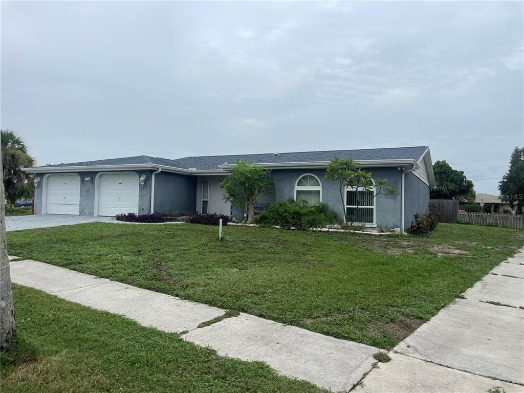 5751 GREENWOOD WAY HOLIDAY, FL 34690