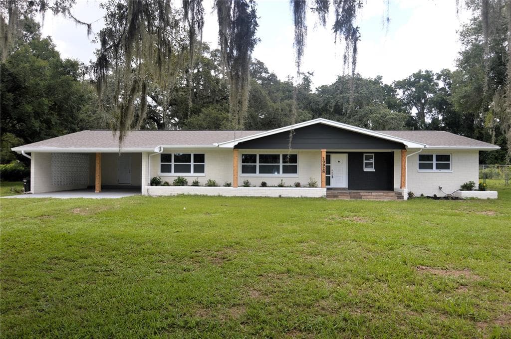 19928 US HIGHWAY 301 DADE CITY, FL 33523