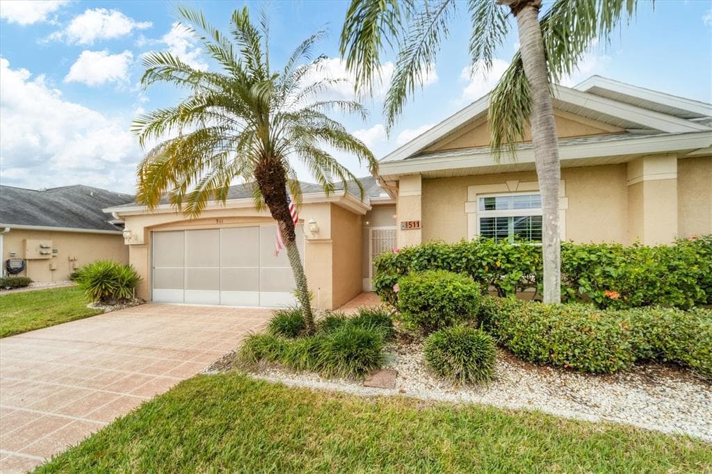 511 PRINCETON GREENS COURT UNIT 41 SUN CITY CENTER, FL 33573