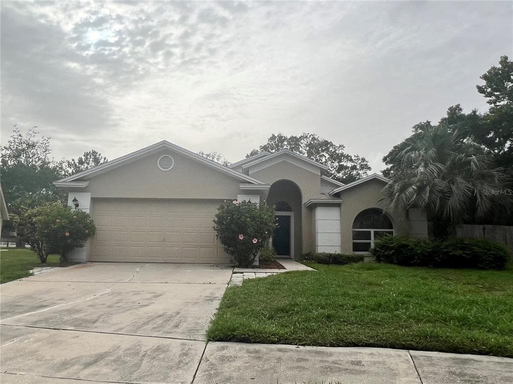 28427 SUNVALE PLACE WESLEY CHAPEL, FL 33543