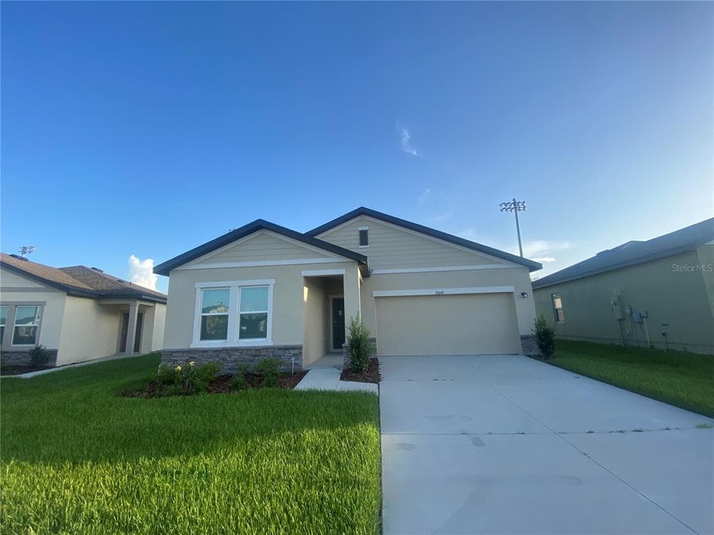 35047 DAISY MEADOW LOOP ZEPHYRHILLS, FL 33541