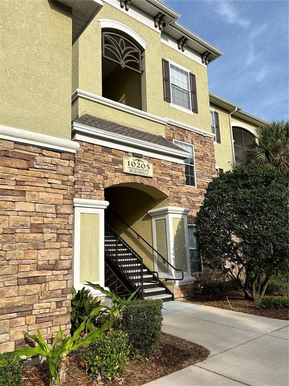 10205 COURTNEY PALMS BOULEVARD UNIT 101 TAMPA, FL 33619