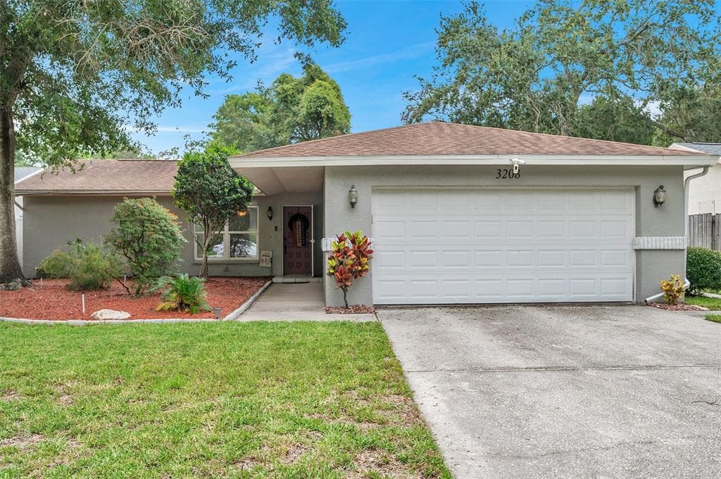 3208 COVENTRY N SAFETY HARBOR, FL 34695