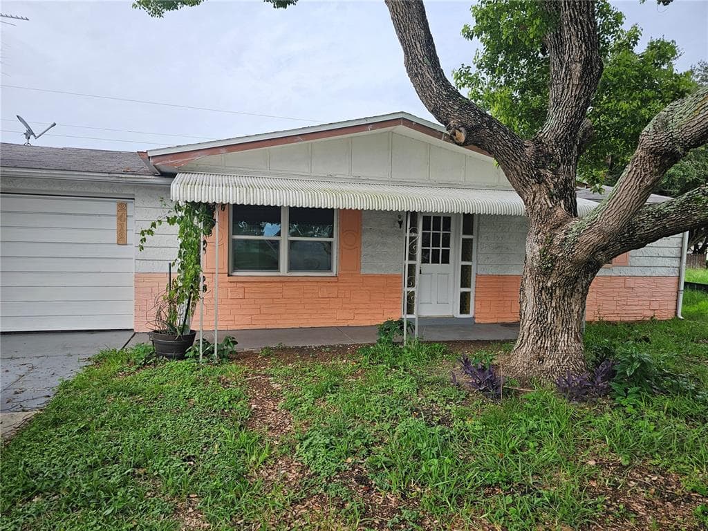 2412 ARCADIA ROAD HOLIDAY, FL 34690
