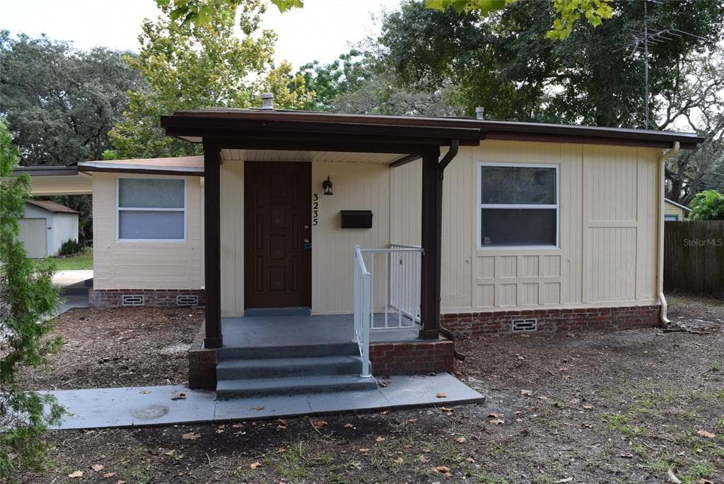 3235 24TH STREET N ST PETERSBURG, FL 33713