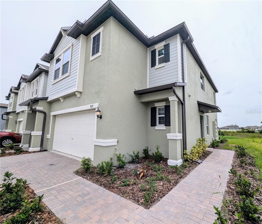 9025 GALLANTREE PLACE LAND O LAKES, FL 34637