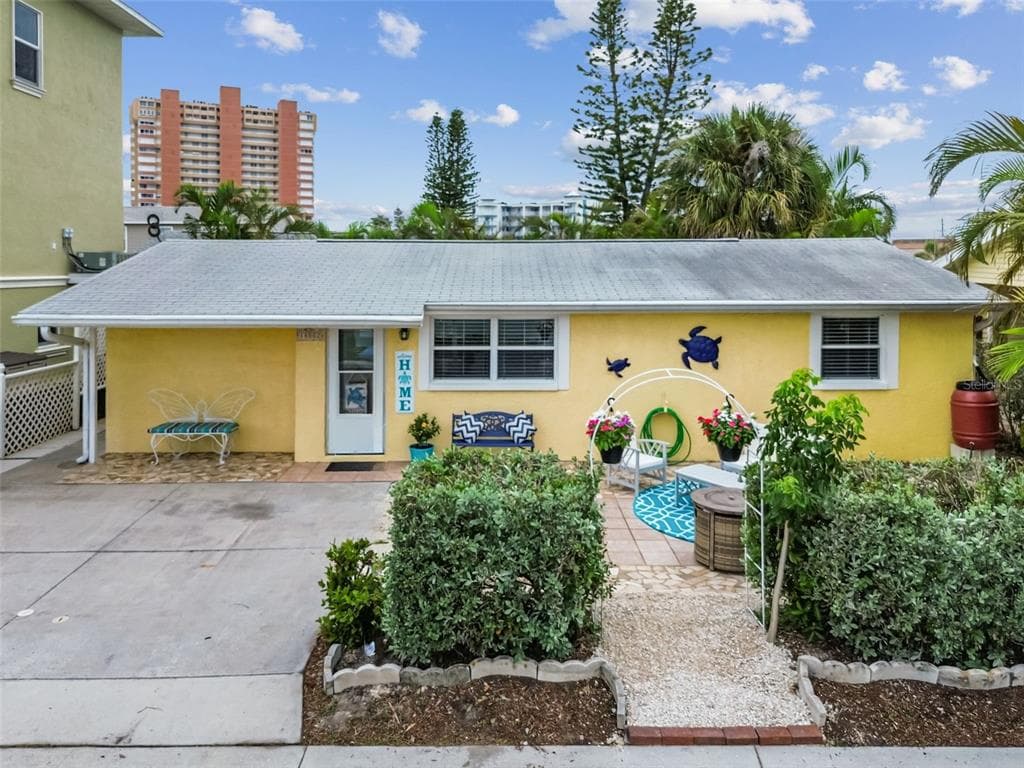 18002 3RD STREET E REDINGTON SHORES, FL 33708