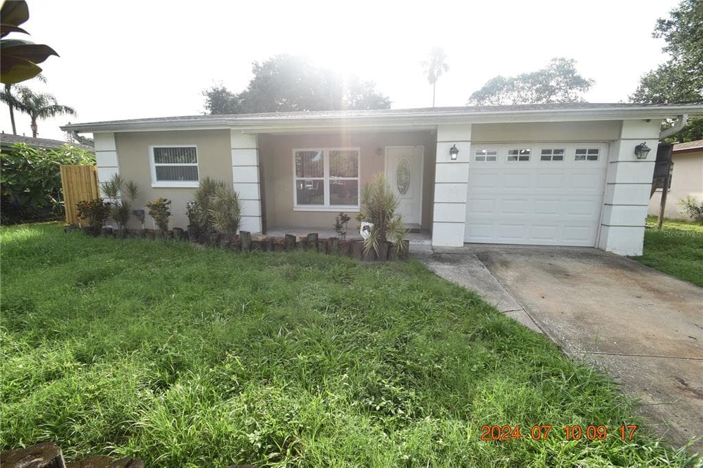 1951 ALBANY DRIVE CLEARWATER, FL 33763