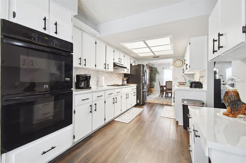 12377 SEAGATE STREET SPRING HILL, FL 34609