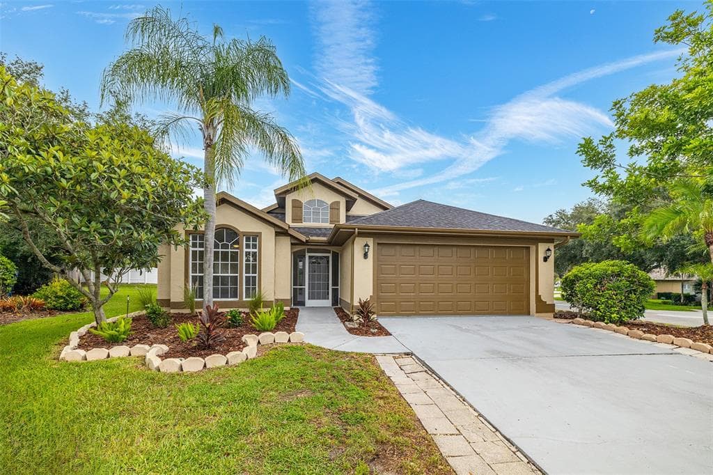 4053 DICKINSON PLACE LAND O LAKES, FL 34639