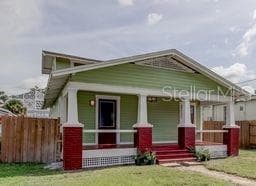 99 W LAMBRIGHT STREET TAMPA, FL 33604