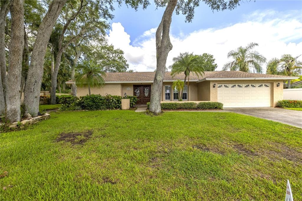 11036 TRADEWINDS BOULEVARD LARGO, FL 33773