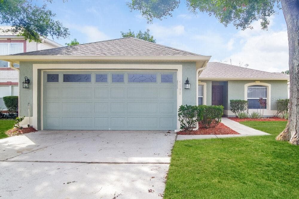 4102 IVEYGLEN AVENUE ORLANDO, FL 32826