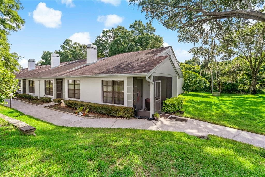 3510 MAGNOLIA RIDGE CIRCLE UNIT 507 PALM HARBOR, FL 34684