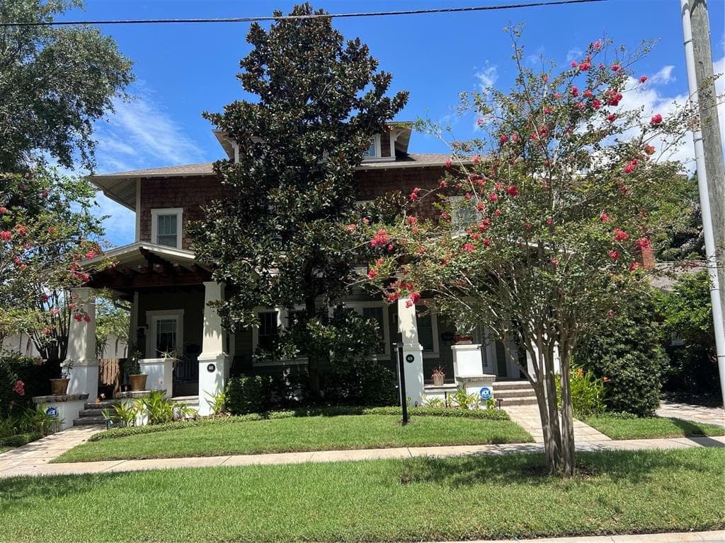 609 S DAKOTA AVENUE TAMPA, FL 33606