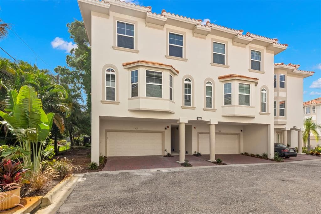 1340 BAYSHORE BOULEVARD UNIT 501 DUNEDIN, FL 34698