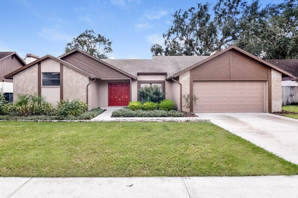 4139 SPRING WAY CIRCLE VALRICO, FL 33596