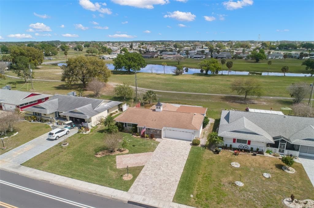 1603 N PEBBLE BEACH BOULEVARD SUN CITY CENTER, FL 33573