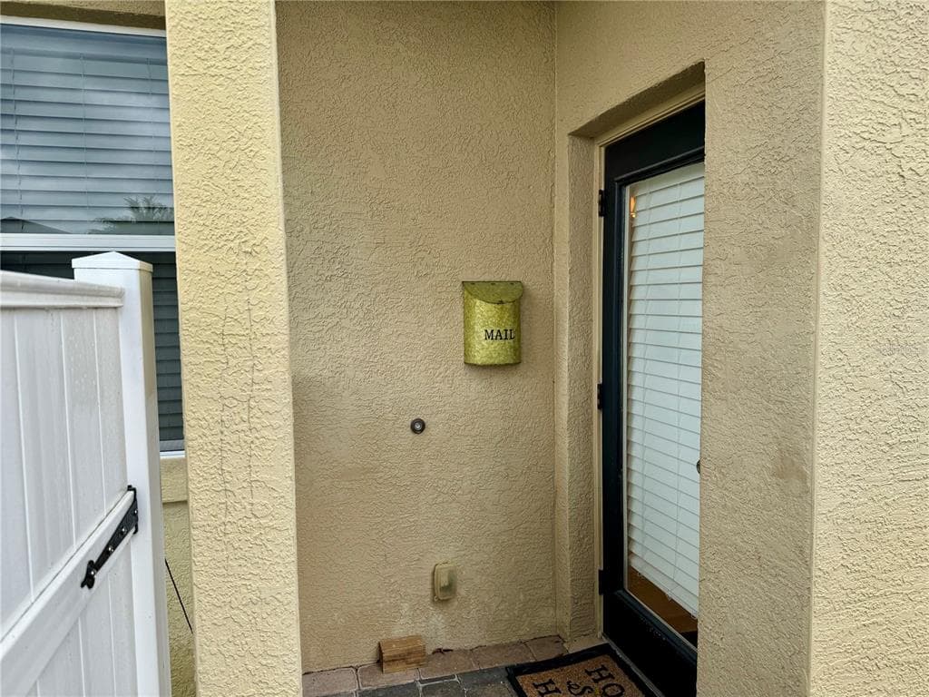 2031 INDIAN SKY CIRCLE LAKELAND, FL 33813